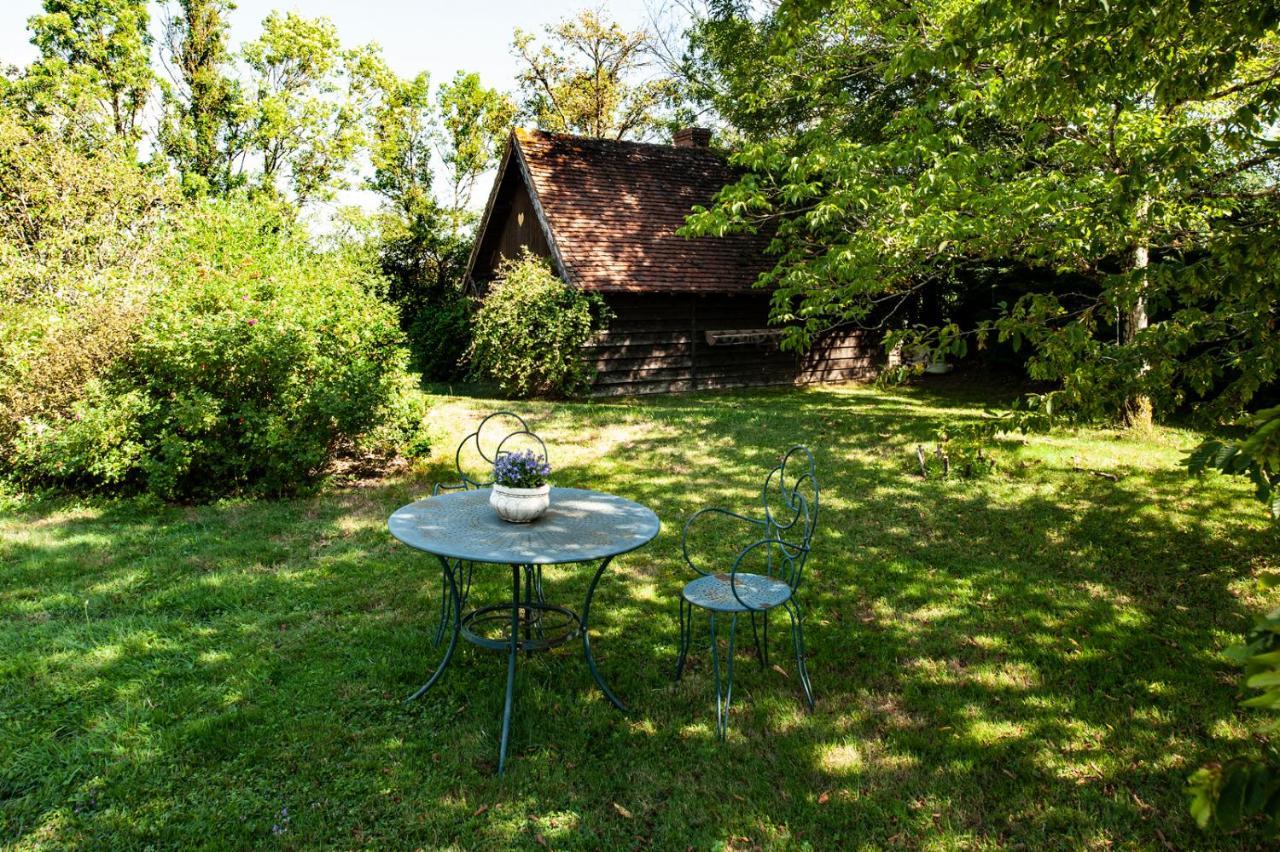 Bed & Breakfast Manoir-de-sagy *